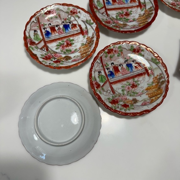 Set of 5 vintage Japanese Geisha girl porcelain saucer plates with 1 teacup - Picture 4 of 8